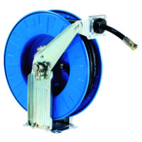 Enrollador de manguera con carcasa de chapa de acero
