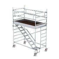 Gördülő állvány 1,35 x 2,45 m ferde lépcsőkkel, platform magassága 2,51 m