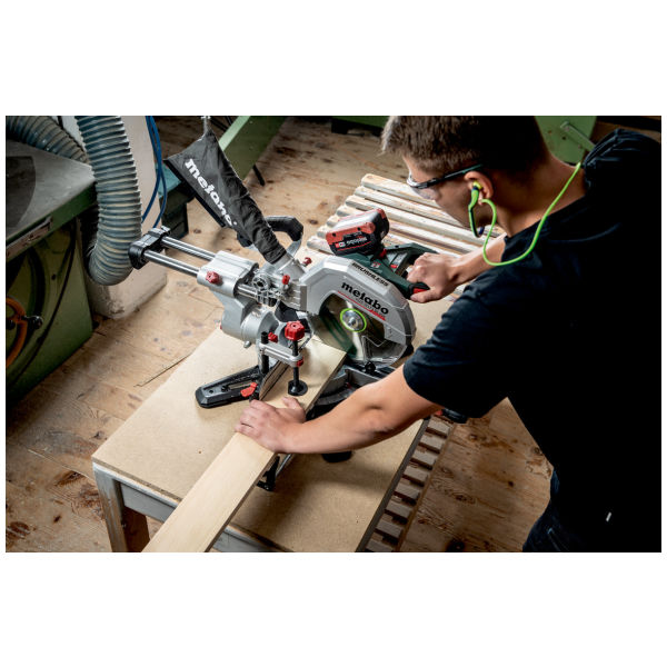 METABO KGS 18 LTX BL 254 Cordless cross-cut saw   