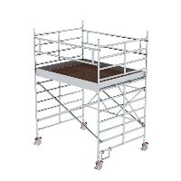 Összecsukható állványzat hármas platformmal Platform magassága 2,35 m