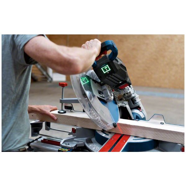 Potezna kružna pila Baterija, Tip: GCM18V305